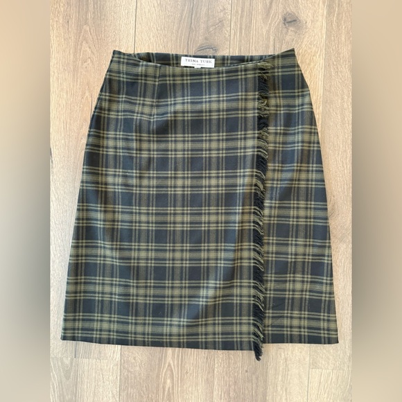 Trina Turk Wool Blend Skirt black dark green plaid Size 6 - Picture 6 of 10